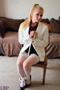 www.leggybondage.com - LILYMAEVON HARLEEN QUINZEL BOUND thumbnail